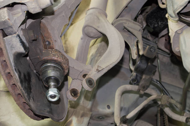 रोल एंगल और रोल स्टिफनेस डिस्ट्रीब्यूशन में कंट्रोल आर्म बुशिंग्स की भूमिका